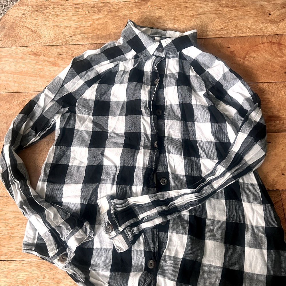 Plaid black and white long sleeve shirt sz 8 and blue jeans sz 7